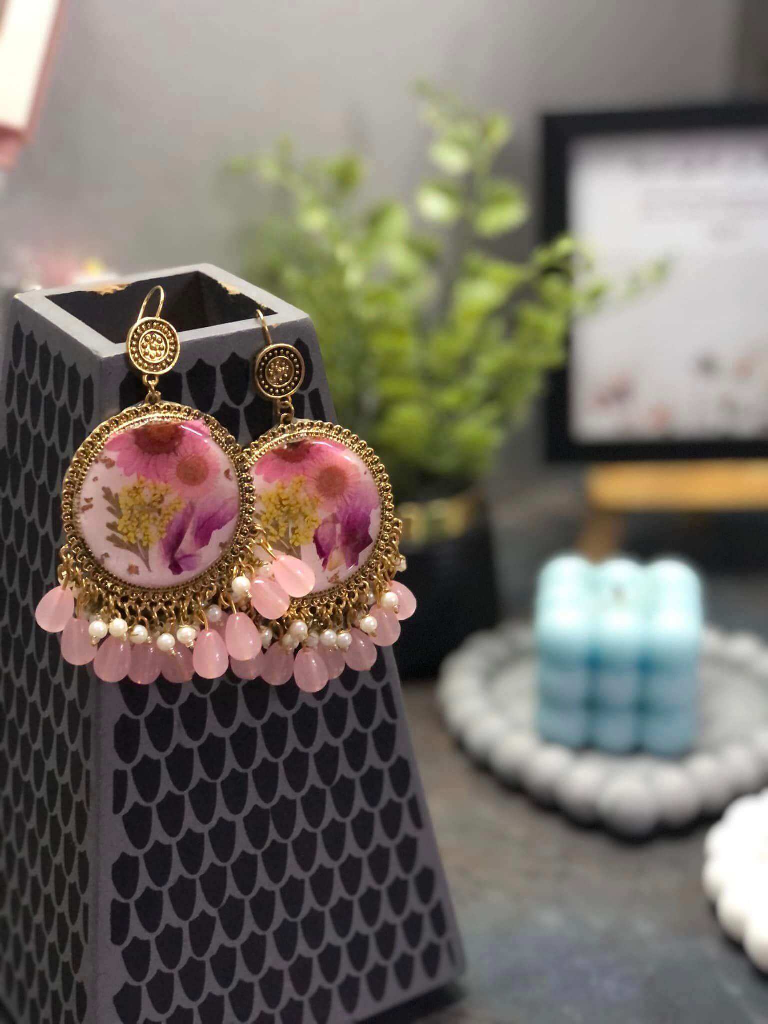 floral jhumka